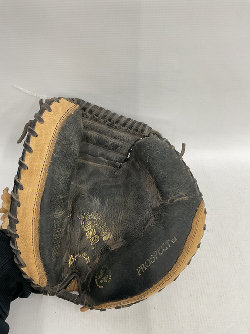 Vist Large View of Product Image Which is Used Mizuno PROSPECT BB/SB Catchers RH Throw Tan 29 1/2"