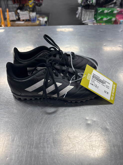 Vist Large View of Product Image Which is Used Adidas Soccer Indoor Shoes Black Junior 03.5