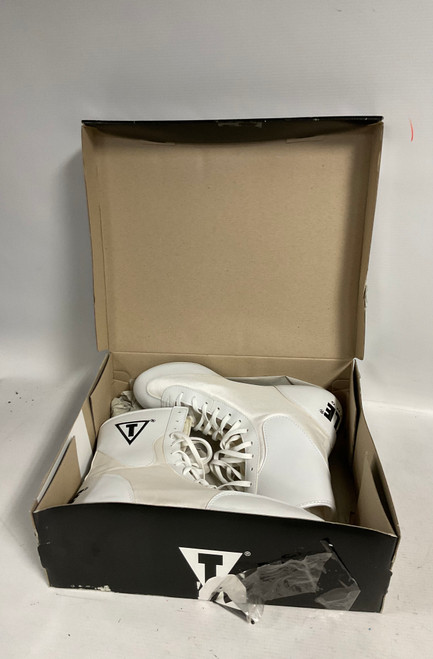Vist Large View of Product Image Which is Used Title Boxing Shoes White Senior 10