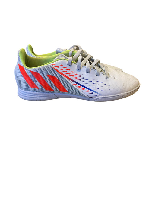 Vist Large View of Product Image Which is Used Adidas Soccer Indoor Shoes White Junior 04