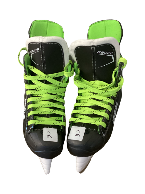 Vist Large View of Product Image Which is Used Bauer XLS Junior Hockey Skate Junior 02