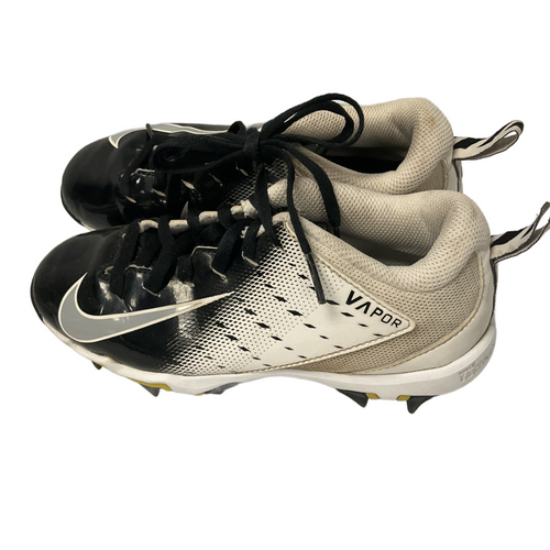 Vist Large View of Product Image Which is Used Nike VAPOR FASTFLEX MOLDED CLEATS BB/SB Cleats Black And White Junior 01.5