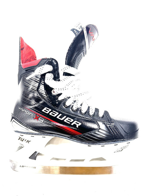 Vist Large View of Product Image Which is Used Bauer X4 FIT 2 Senior Hockey Skate Senior 8.5