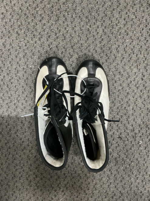 Vist Large View of Product Image Which is Used Title Boxing Shoes Black Junior 06