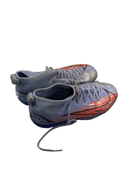 Vist Large View of Product Image Which is Used Nike Soccer Indoor Shoes Purple Junior 04