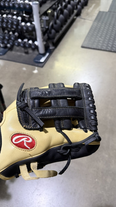 Vist Large View of Product Image Which is Used Rawlings 11 3/4 BB/SB Glove RH Throw Tan 11 3/4"