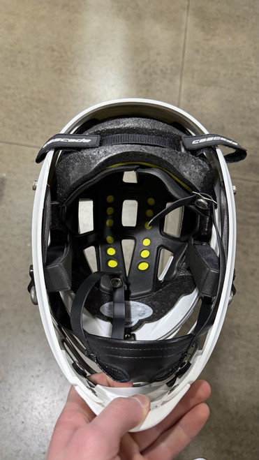 Vist Large View of Product Image Which is Used Cascade CASCADE SR Lacrosse Helmet White One Size