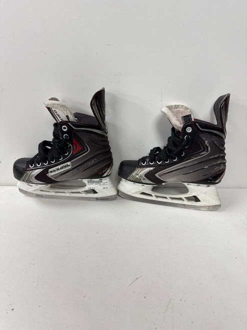 Vist Large View of Product Image Which is Used Bauer VAPOR X60 Intermediate Hockey Skate Intermediate 5.0