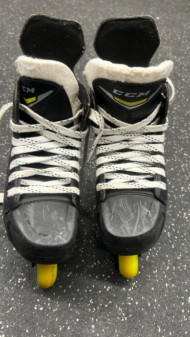 Vist Large View of Product Image Which is Used CCM Roller Hockey Skates Black Youth 13.0