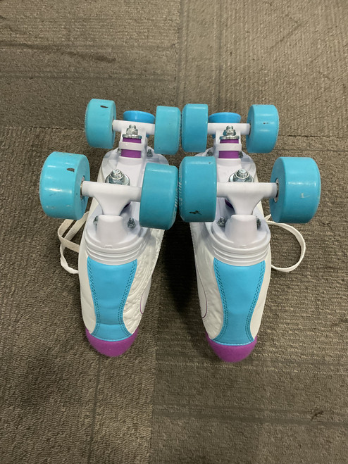 Vist Large View of Product Image Which is Used RollerDerby ROLLER STAR 600 Senior Roller Quad Skates White Senior 8