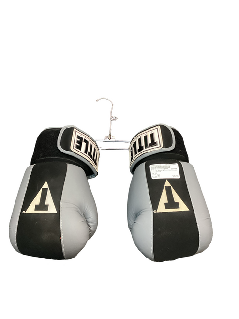 Vist Large View of Product Image Which is Used Title Boxing Boxing Gloves Grey MD