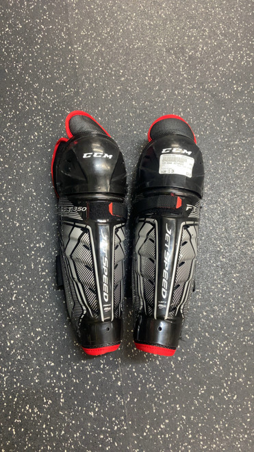 Vist Large View of Product Image Which is Used CCM EDGE JETSPEED Youth Shin Guards Black 11"