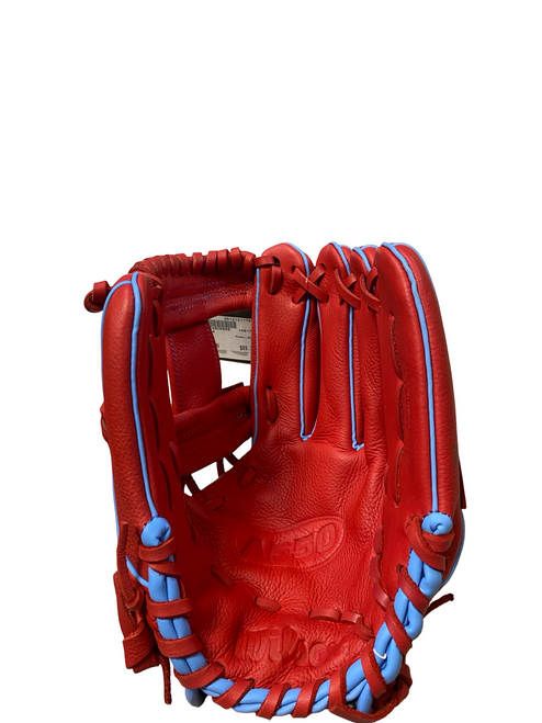 Vist Large View of Product Image Which is Used Wilson A550 BB/SB Glove RH Throw Red 11 1/2"