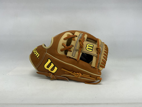 Vist Large View of Product Image Which is New Wilson A2000 CLASSIC 1786 BB/SB Glove RH Throw None 11 1/2"