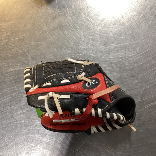 Vist Large View of Product Image Which is Used Rawlings PLAYER SERIES BB/SB Glove T-ball Red 9"