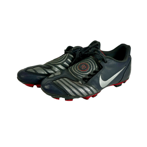 Vist Large View of Product Image Which is Used Nike 90 Soccer Cleats Grey Junior 04
