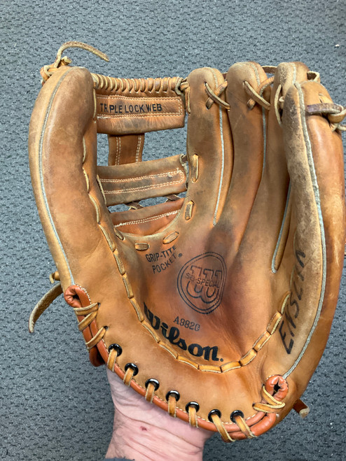 Vist Large View of Product Image Which is Used Wilson A9820 GLOVE BB/SB Glove RH Throw Brown 12 1/2"