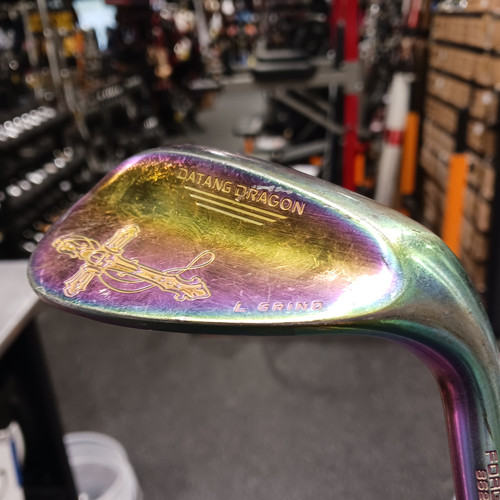Vist Large View of Product Image Which is Used DATANG DRAGON Golf Wedge Mens RH 60 Degree