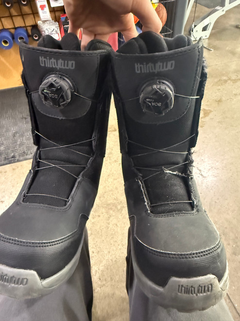 Vist Large View of Product Image Which is Used ThirtyTwo BOOTS Mens Snowboard Boots Black Senior 7.5
