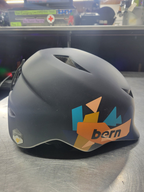 Vist Large View of Product Image Which is Used Bern AIR FLARE Snowsport Helmet Adult Black S/M