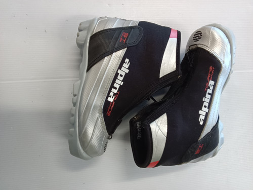 Vist Large View of Product Image Which is Used Alpina Boys NNN XC Ski Boots Black JR-01