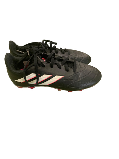 Vist Large View of Product Image Which is Used Adidas Soccer Cleats Pink Junior 02