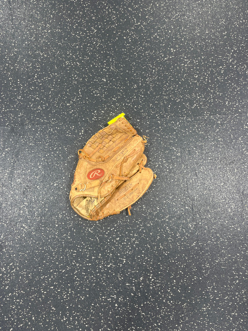 Vist Large View of Product Image Which is Used Rawlings THE FINEST IN THE FIELD BB/SB Glove RH Throw Brown 12 1/2"