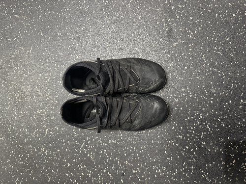 Vist Large View of Product Image Which is Used Adidas PREDATOR Soccer Cleats Black Junior 02