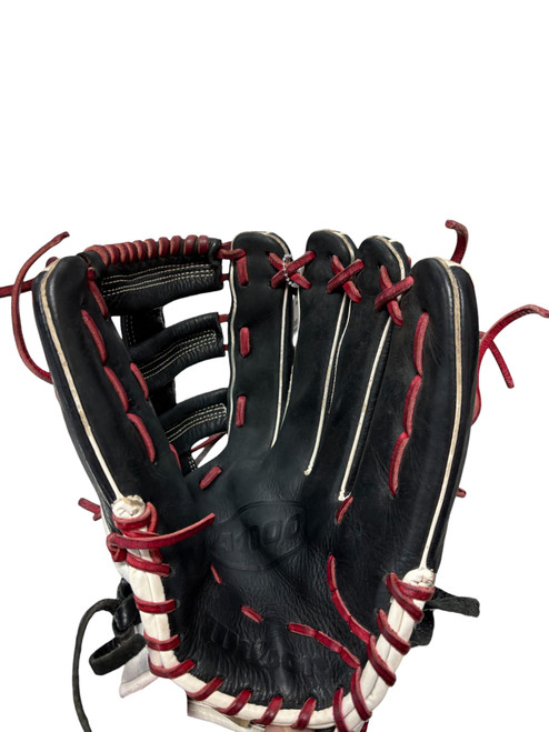 Vist Large View of Product Image Which is Used Wilson A1000 BB/SB Glove RH Throw Red 12 1/4"