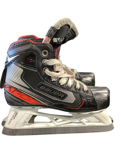 Vist Large View of Product Image Which is Used Bauer VAPOR X2.7 Junior Goalie Skate Junior 02