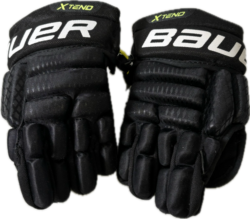 Vist Large View of Product Image Which is Used Bauer XTEND VAPOR Intermediate Gloves Black 8"