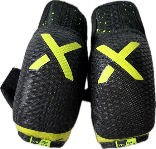 Vist Large View of Product Image Which is Used Bauer XTEND Youth Elbow Pads MD