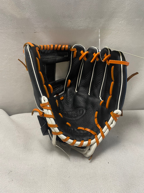 Vist Large View of Product Image Which is Used Wilson A550 BB/SB Glove RH Throw Black 11 1/2"