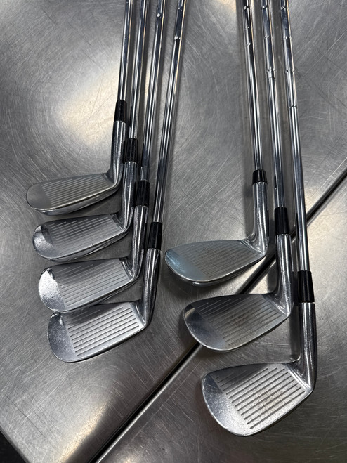 Vist Large View of Product Image Which is Used Mizuno MP-67 Mens Iron Set RH 4I-PW