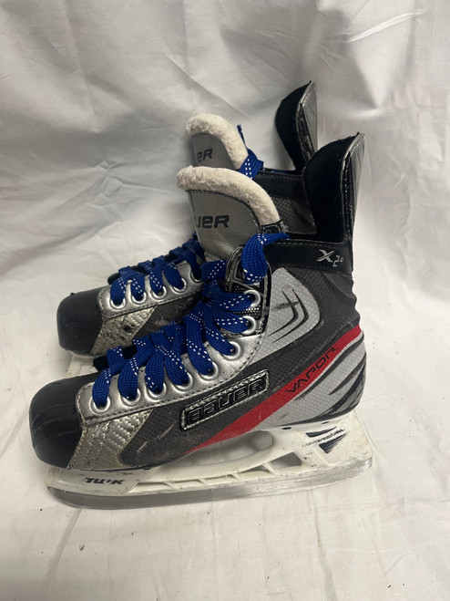 Vist Large View of Product Image Which is Used Bauer VAPOR X 2.0 Junior Hockey Skate Junior 02