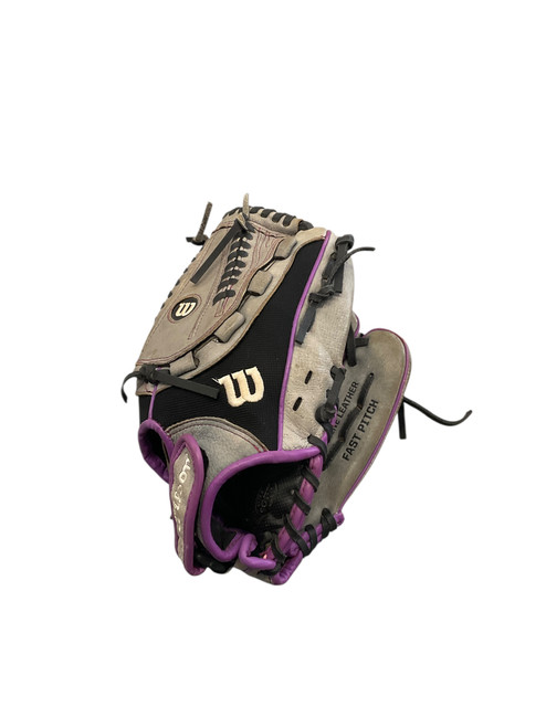 Vist Large View of Product Image Which is Used Wilson FLASH BB/SB Glove RH Throw Grey 12"