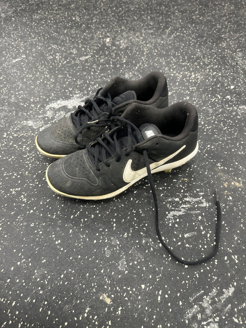 Vist Large View of Product Image Which is Used Nike ALPHA HUARACHE BB/SB Cleats Black Senior 5