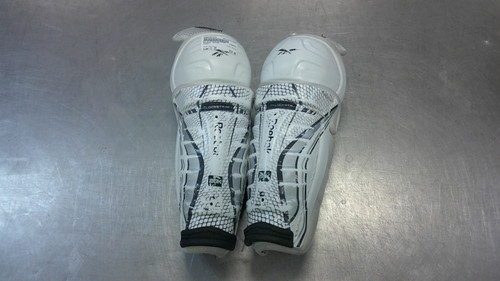 Vist Large View of Product Image Which is Used Reebok SHINS Junior Shin Guards White 11"