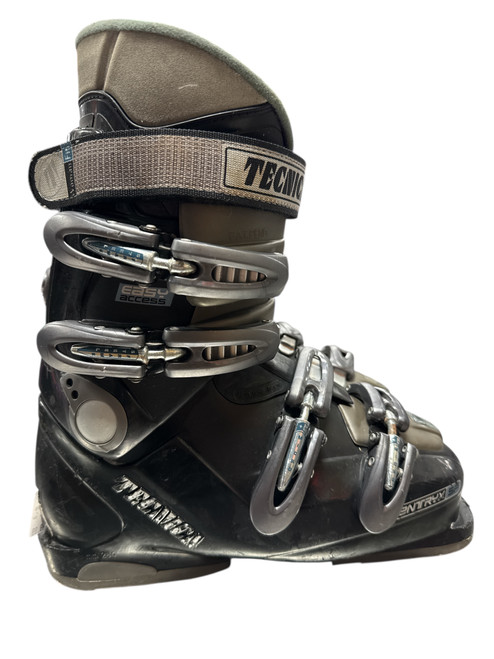 Vist Large View of Product Image Which is Used Tecnica ENTRYX SP Boys DH Ski Boot Black 235 MP - J05.5 - W06.5