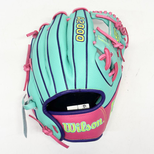 Vist Large View of Product Image Which is Used Wilson A2000 DP15 BB/SB Glove RH Throw Teal 11 1/2"
