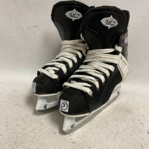 Vist Large View of Product Image Which is Used CCM TACKS 152 Junior Hockey Skate Junior 03