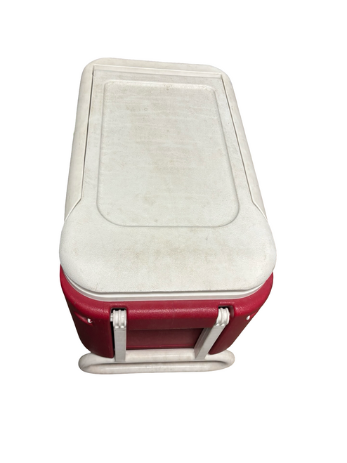 Vist Large View of Product Image Which is Used Igloo Wheeled Cooler