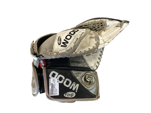 Vist Large View of Product Image Which is Used Sher-wood SHERLITE 10 SR RH Senior Goalie Catcher White