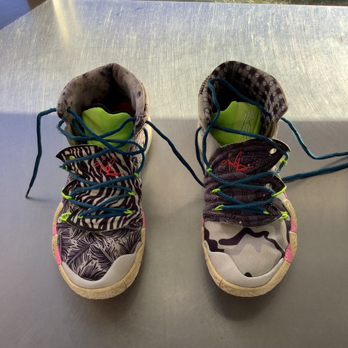 Vist Large View of Product Image Which is Used Nike Basketball Shoes M Grey Senior 11