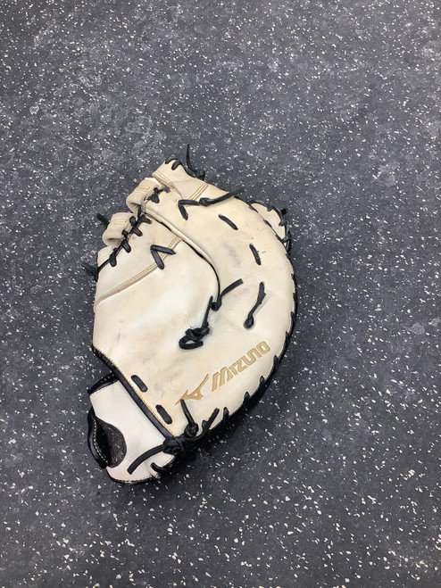 Vist Large View of Product Image Which is Used Mizuno GXF BB/SB First Base LH Throw White 13"