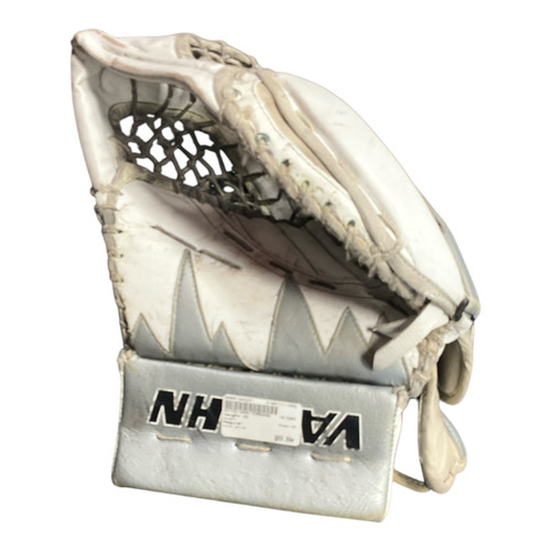 Vist Large View of Product Image Which is Used Vaughn V5 Senior Goalie Catcher White
