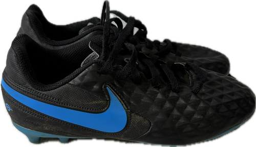 Vist Large View of Product Image Which is Used Nike Soccer Cleats Black Junior 04