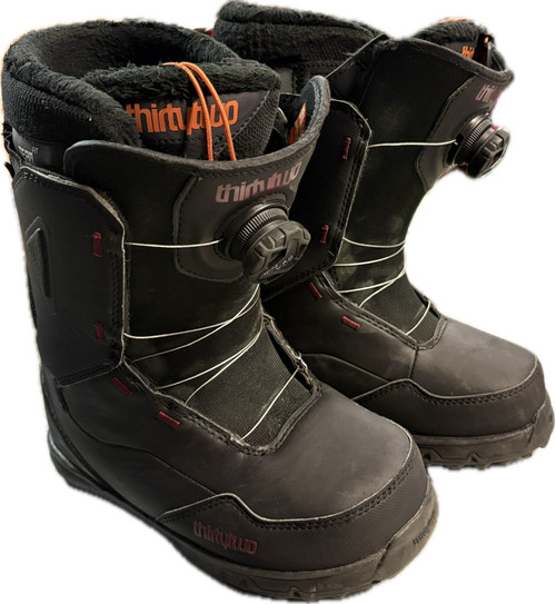 Vist Large View of Product Image Which is Used ThirtyTwo ZEPHYR BOA Womens Snowboard Boots Black Senior 6