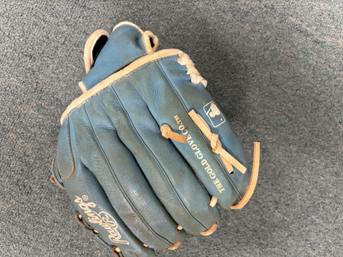 Vist Large View of Product Image Which is Used Rawlings HIGHLIGHT BB/SB Glove RH Throw None 11 1/2"