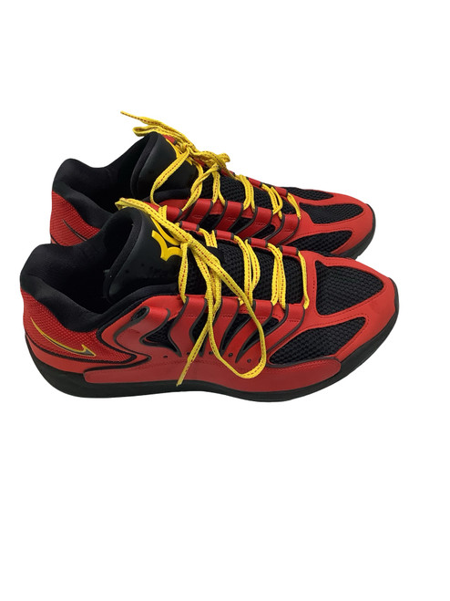 Vist Large View of Product Image Which is Used Nike Basketball Shoes M Red Senior 11.5